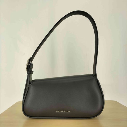 チャールズアンドキース CHARLES&KEITH 花形バックル ショルダー バック レディース