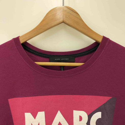 マークジェイコブス MARC JACOBS フロント ロゴ プリント S/S クルーネック Tシャツ レディース import:S
