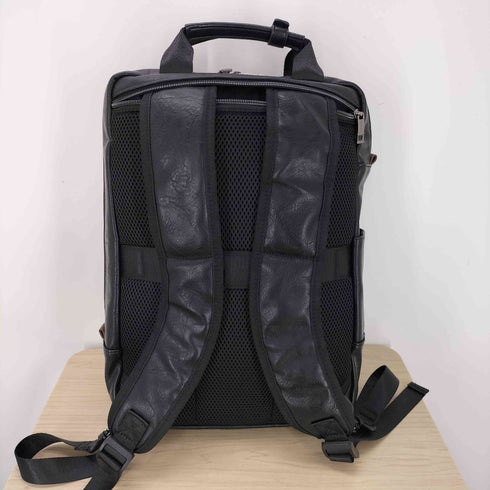 グッシオ GUSCIO レザーバックパック メンズ