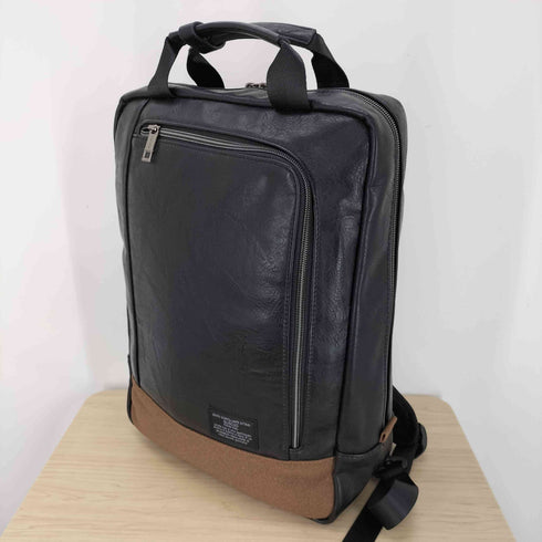 グッシオ GUSCIO レザーバックパック メンズ