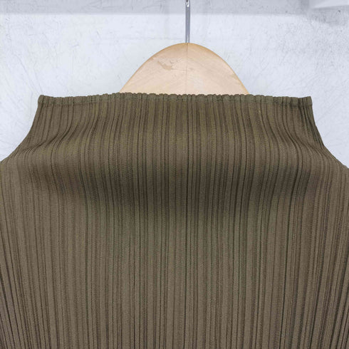 プリーツプリーズイッセイミヤケ PLEATS PLEASE ISSEY MIYAKE モックネックプリーツカットソー レディース JPN:4