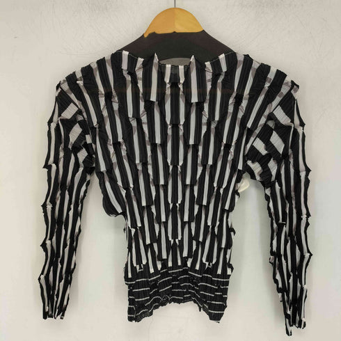 イッセイミヤケ ISSEY MIYAKE ストライププリーツデザインカットソー レディース JPN:L