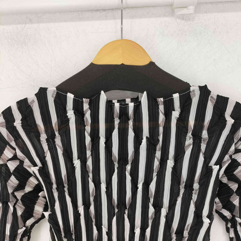 イッセイミヤケ ISSEY MIYAKE ストライププリーツデザインカットソー レディース JPN:L