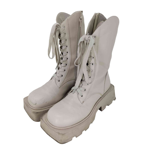 チャールズアンドキース CHARLES&KEITH サブラ レースアップアンクルブーツ Sabra Lace-Up Ankle Boots レディース 37