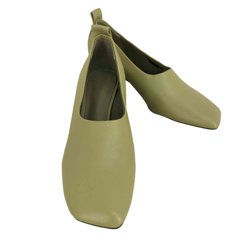 チャールズアンドキース CHARLES&KEITH ヒールパンプス レディース JPN:37