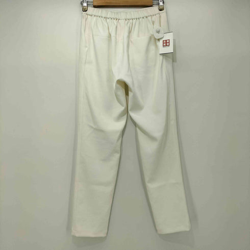 ビアズリー BEARDSLEY タックスリムパンツ ホワイト レディース JPN:2