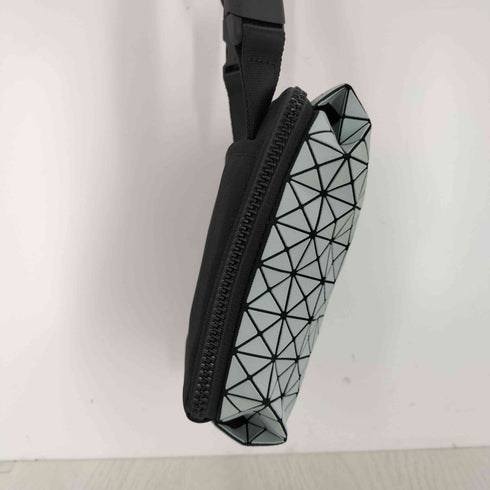 バオバオイッセイミヤケ BAO BAO ISSEY MIYAKE BEETLE REFLECTOR メンズ