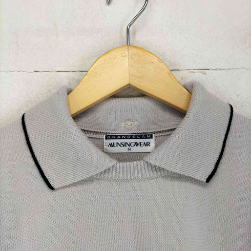 マンシングウェア GRANDSLAM MUNSINGWEAR ペイズリー 付け襟 フロントフロッキー&刺繍 クルーネックニット メンズ M