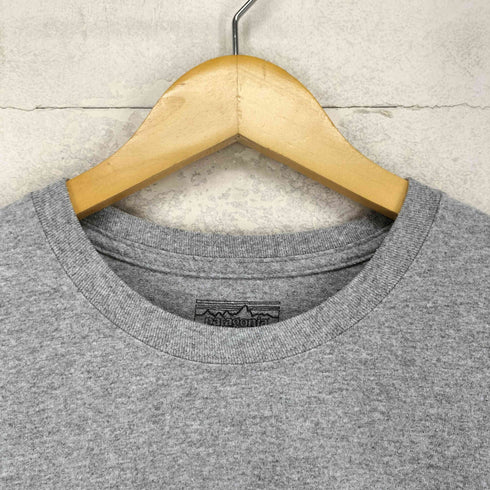 パタゴニア patagonia ロゴプリント ロングスリーブ Tシャツ メンズ S