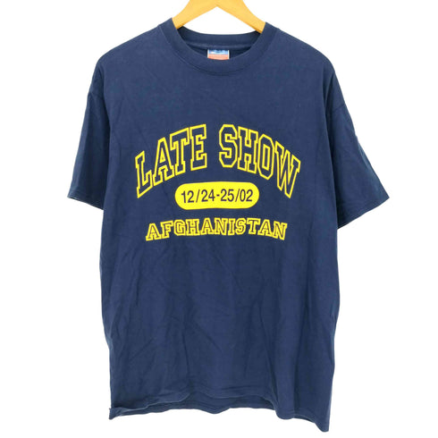 チャンピオン Champion AUTHENTIC ATHLETIC APPAREL LATESHOW AFGHANISTAN 3段 カプセルプリント クルーネック S/S Tシャツ メンズ import:L