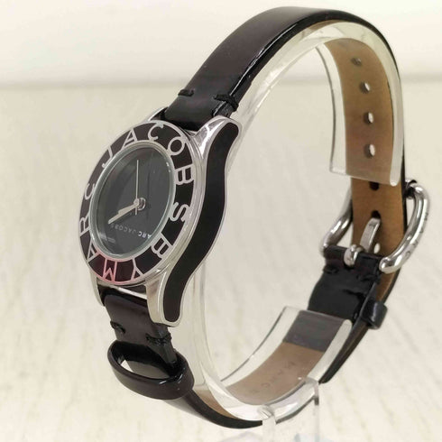 マークバイマークジェイコブス Marc by Marc Jacobs レザーベルト ロゴデザイン腕時計 レディース