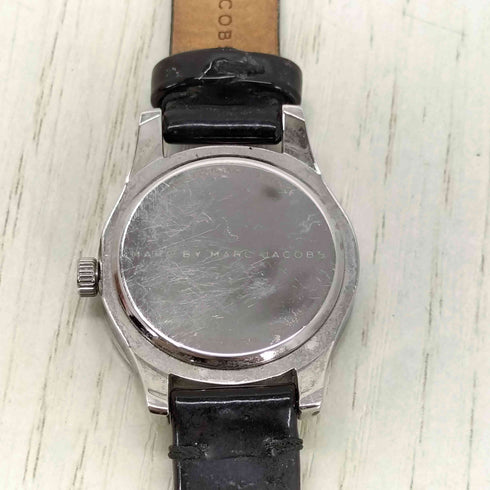 マークバイマークジェイコブス Marc by Marc Jacobs レザーベルト ロゴデザイン腕時計 レディース