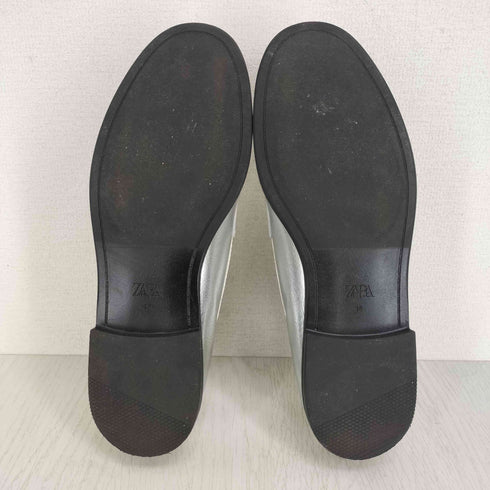 ザラ ZARA メタリックシルバー ペニーローファー レディース EUR:38