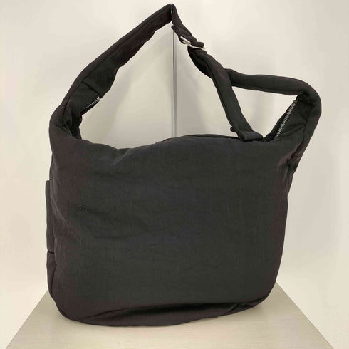 イッチ ITTI ANNIE PUFFER BIG MOON BAG メンズ ONE SIZE