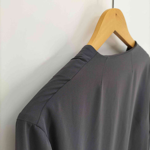 ボールジー BALLSEY 26SS マットサテン Vネックブラウス レディース JPN:36
