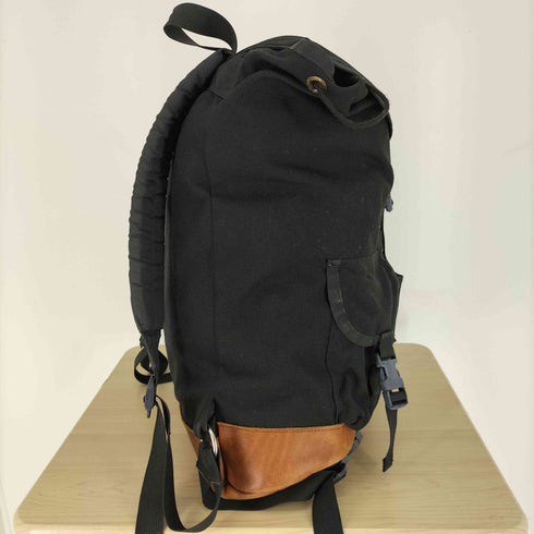 ザノースフェイス THE NORTH FACE レザー切替 ハーフドームロゴパッチ フラップ 巾着型 ストリングポケット バックパック デイパック リュック メンズ