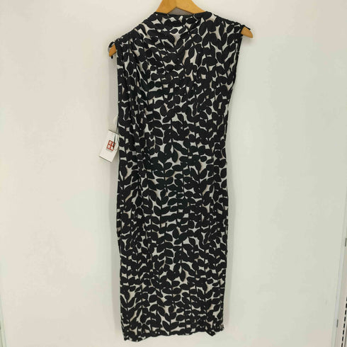 マックスマーラ MAX MARA モノトーン リーフ柄 ショルダーデザイン ノースリーブワンピース レディース 38