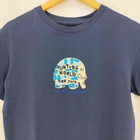 ハンティングワールド HUNTING WORLD SAVE THE ELEPHANTS プリント クルーネック 半袖Tシャツ メンズ import:M