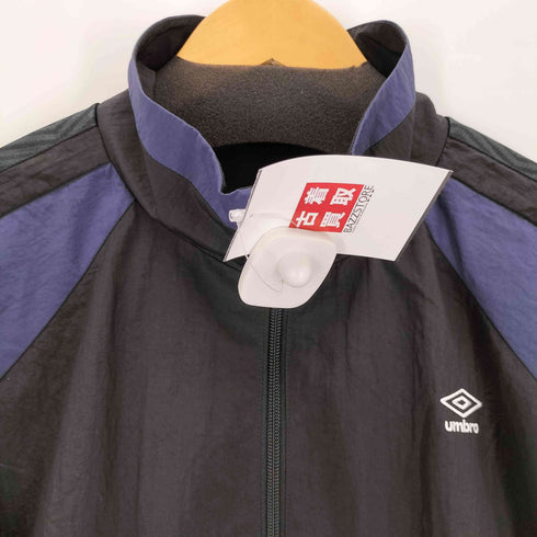 アンブロ UMBRO 【AWAY DAYS】ナイロンウーブンジャケット メンズ S-M