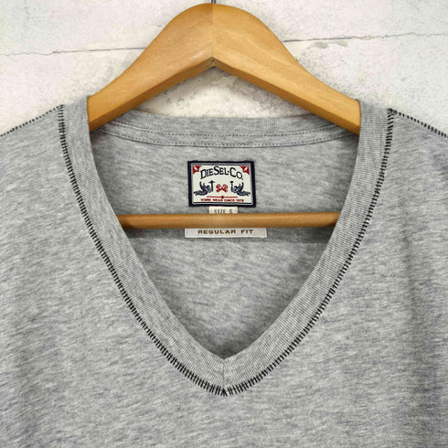 ディーゼル DIESEL REGULAR FIT Vネック ワンポイントロゴ コットン S/S Tシャツ メンズ S