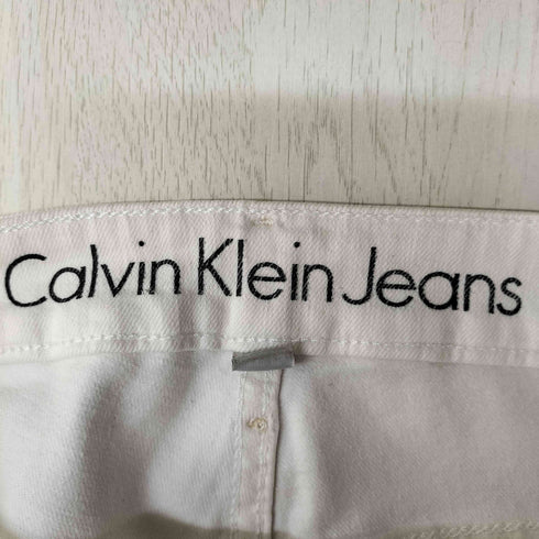 カルバンクラインジーンズ Calvin Klein Jeans ストレッチコットンショーツ レディース 27