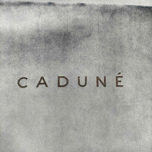 カデュネ CADUNE ロゴ刺繍 スエードライクトートバッグ レディース