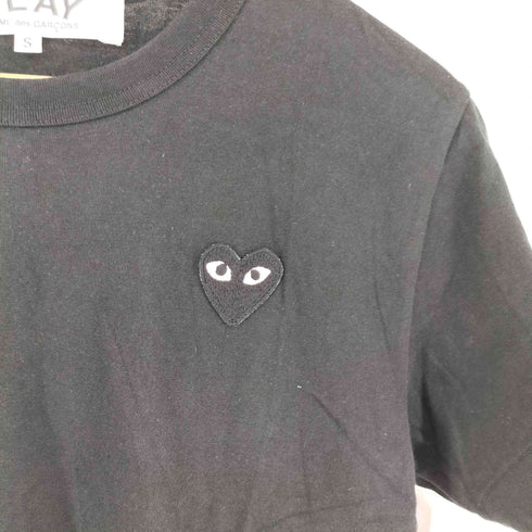 プレイコムデギャルソン PLAY COMME des GARCONS AD2024 T-Shirt With Black Emblem レディース S
