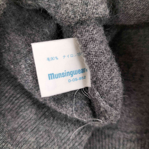 マンシングウェア Munsingwear ワンポイント刺繍 ウール Vネック ニットベスト レディース R7