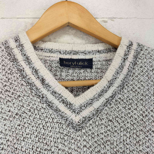 BERY ULICK Vネックニット メンズ import:M