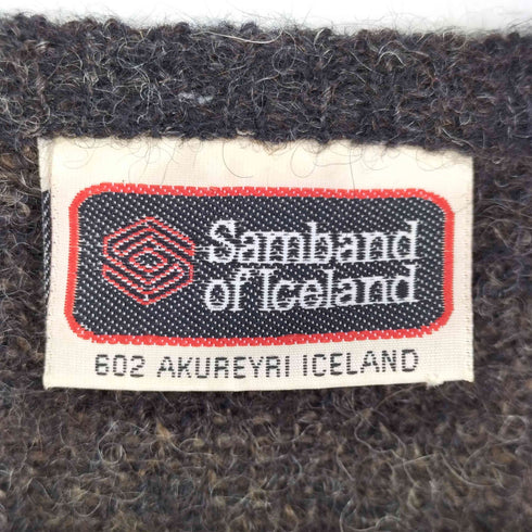 SAMBAND OF ICELAND 肩レザーパッチ 総柄ニット メンズ