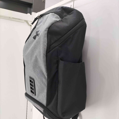 アンダーアーマー UNDER ARMOUR Contain Backpack メンズ ONE SIZE