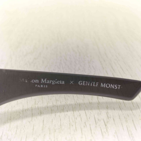 メゾンマルジェラ Maison Margiela MM201 MSV1 シルバーナイロンフレーム ラップアラウンドサングラス メンズ 131
