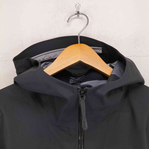 アークテリクス ARCTERYX 25AW BETA JACKET メンズ M