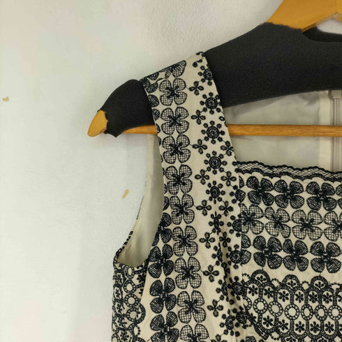フランコフェラーロ FRANCO FERRARO 刺繍加工 シルク混 ノースリーブワンピース レディース JPN:3