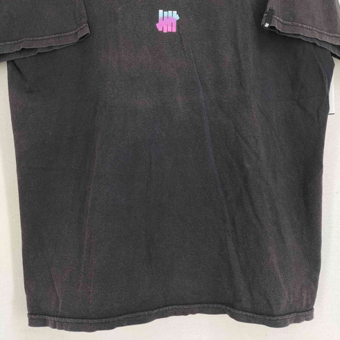 アンディフィーテッド UNDEFEATED フロントプリント クルーネック S/S Tシャツ レディース import:XL