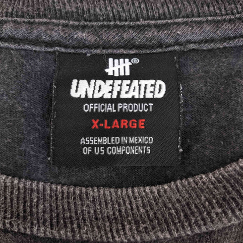 アンディフィーテッド UNDEFEATED フロントプリント クルーネック S/S Tシャツ レディース import:XL