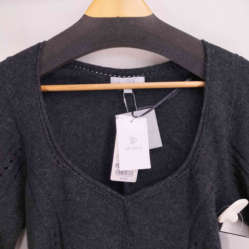 ユニクロ UNIQLO 3Dボリュームスリーブセーター レディース JPN:XS