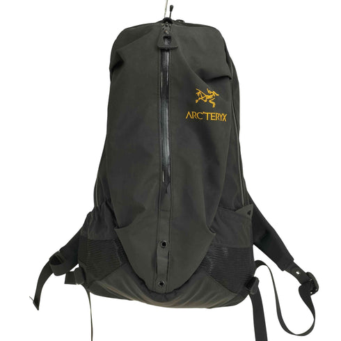 アークテリクス ARCTERYX ARRO22 アロー22 ゴールドロゴ刺繍 ナイロン リュックサック メンズ ONE SIZE