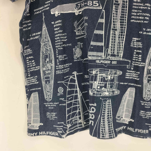 トミーヒルフィガー TOMMY HILFIGER ロゴワッペン セイルボード柄 S/S Tシャツ メンズ import:M