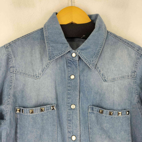 PENDORA レタリングプリント スタッズ加工 デニムシャツ レディース