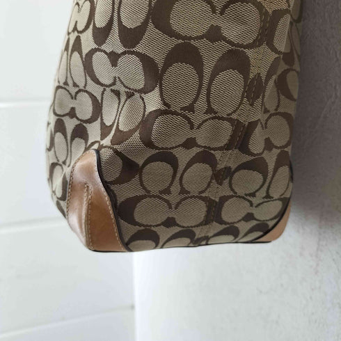 コーチ COACH シグネチャー ショルダーバッグ signature shoulder bag レディース