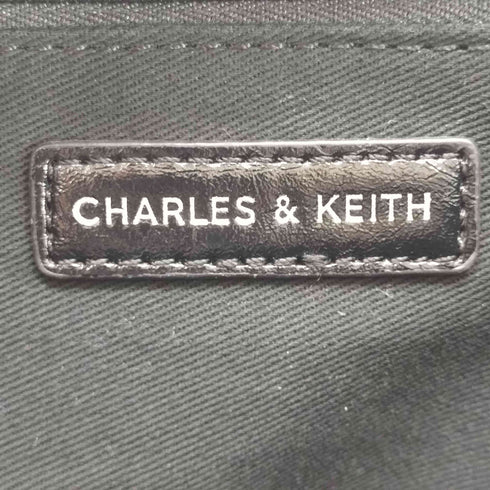 チャールズアンドキース CHARLES&KEITH Bryna ブライナ カーブ ホーボー ワンショルダー バッグ レディース