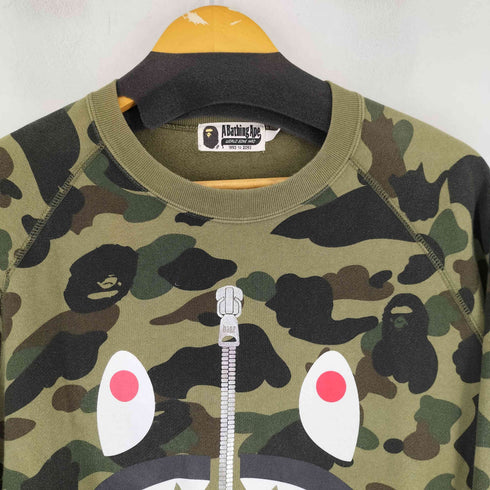 アベイシングエイプ A BATHING APE 1ST CAMO SHARK CREWNECK メンズ JPN:XL