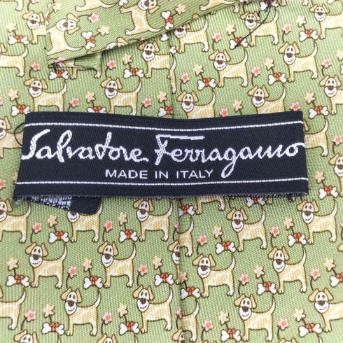 サルヴァトーレフェラガモ Salvatore Ferragamo イタリア製 総柄 シルクネクタイ メンズ