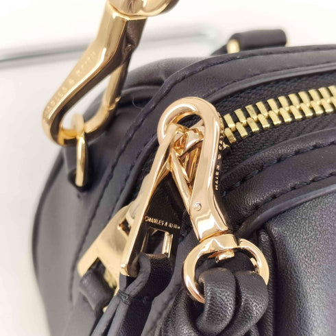 チャールズアンドキース CHARLES&KEITH エベルレイ ボウリングバッグ レディース