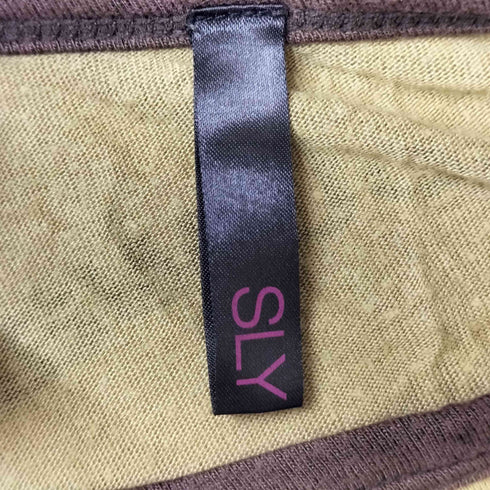 スライ SLY プリント ビジュー ラグラン クルーネック Tシャツ レディース