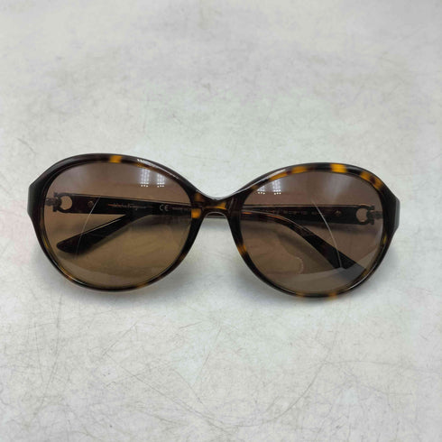 サルヴァトーレフェラガモ Salvatore Ferragamo イタリア製 ダブルガンチーニ オーバルシェイプ UVカット サングラス レディース 56□16