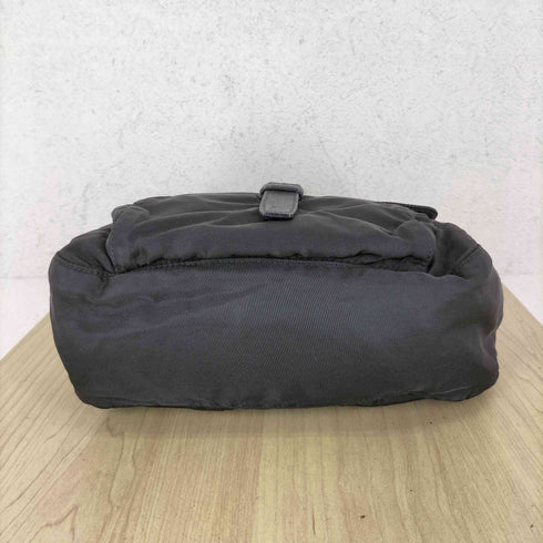 プラダ PRADA 三角プレート ナイロン ショルダーバッグ nylon shoulderbag レディース