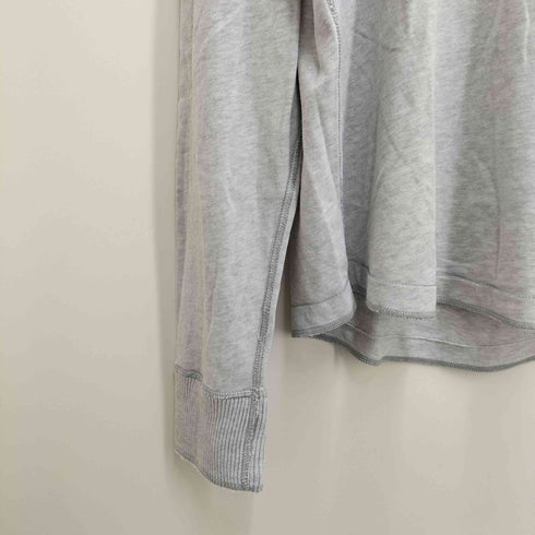 アバクロンビーアンドフィッチ Abercrombie & Fitch フロントロゴ刺繍 Vネックトップス メンズ import:XL