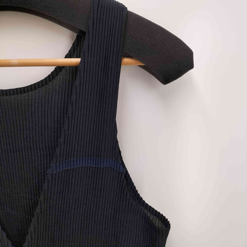 アイムプロダクトイッセイミヤケ im product ISSEY MIYAKE プリーツ ボーダー エプロンワンピース レディース